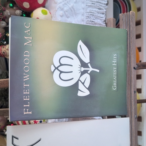 Fleetwood Mac Vintage Vinyl Record&Music Book - Picture 5 of 7